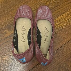 Tom’s, purple/pink iridescent flats, only worn once